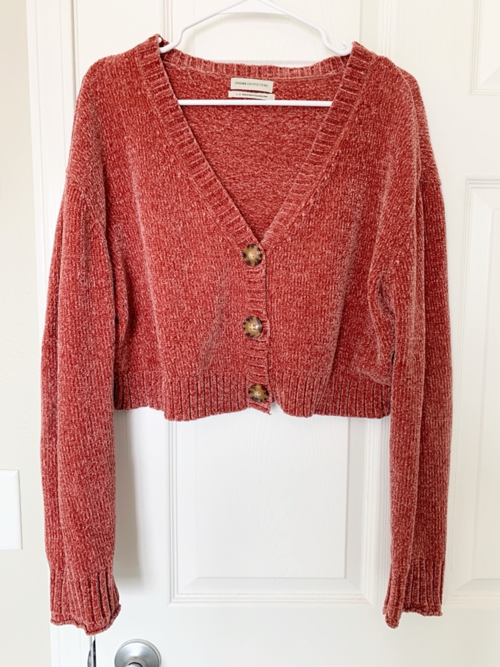 UO Cropped Cardigan Large